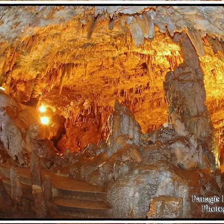 Faos Luxury 2 Appartamento Agia Efimia